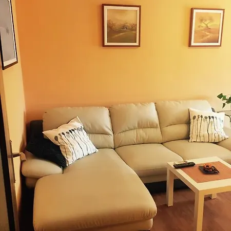 Holiday Apartment *